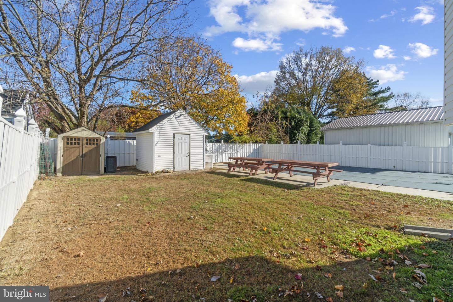 1916 Stevens Drive photo 28