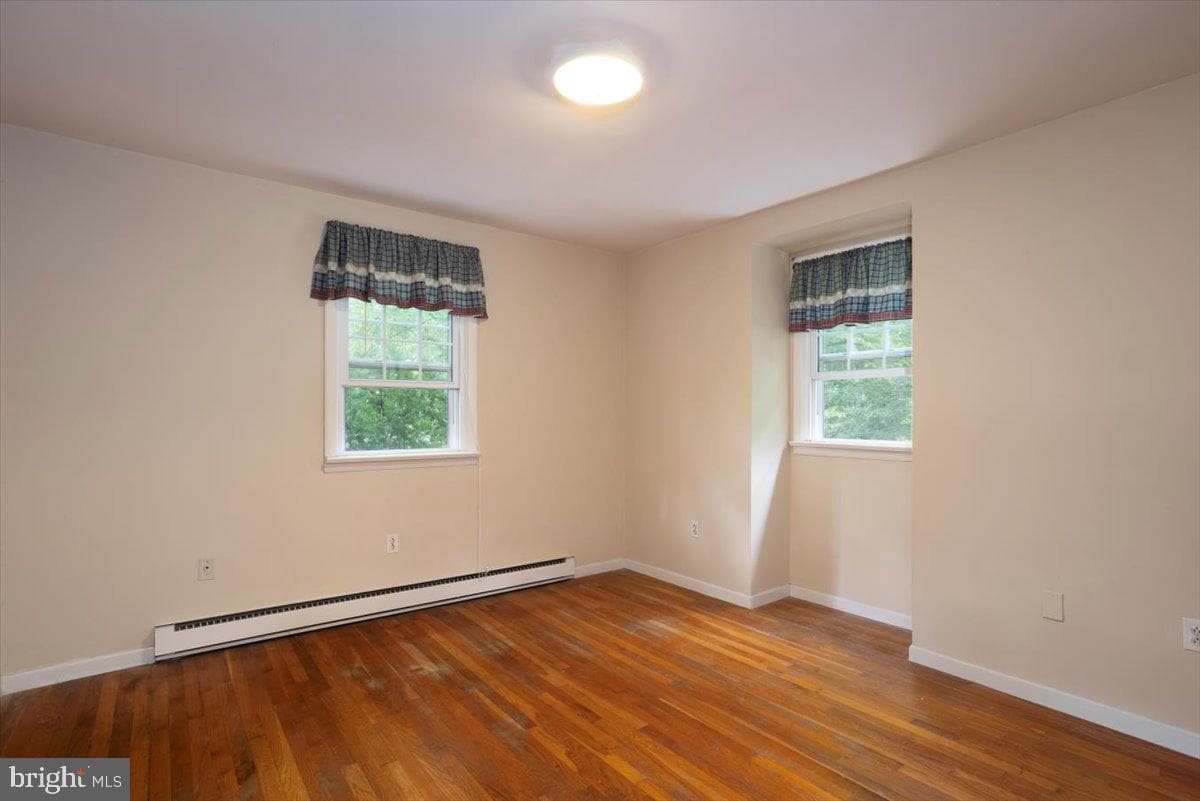 121 Primrose Road photo 16