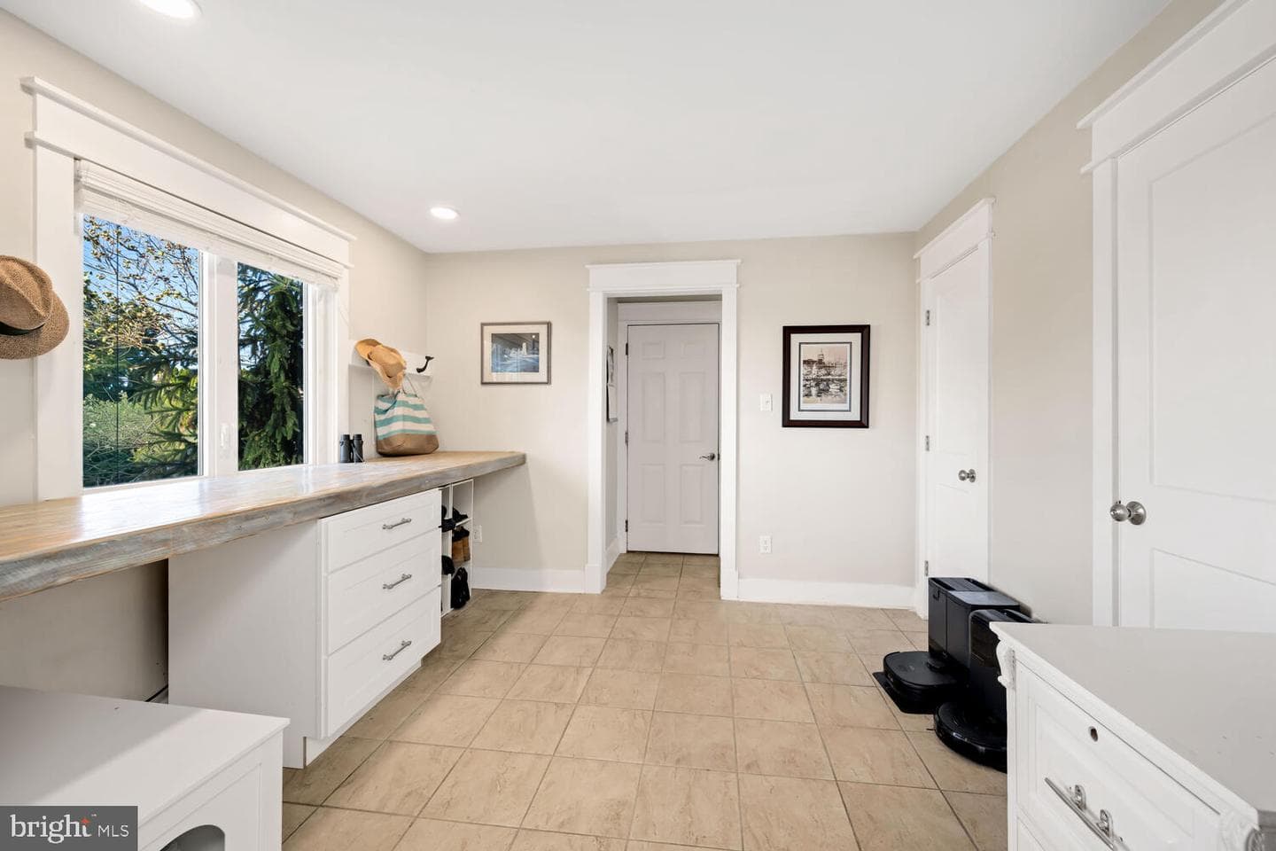 227 Queen Anne Club Drive photo 32