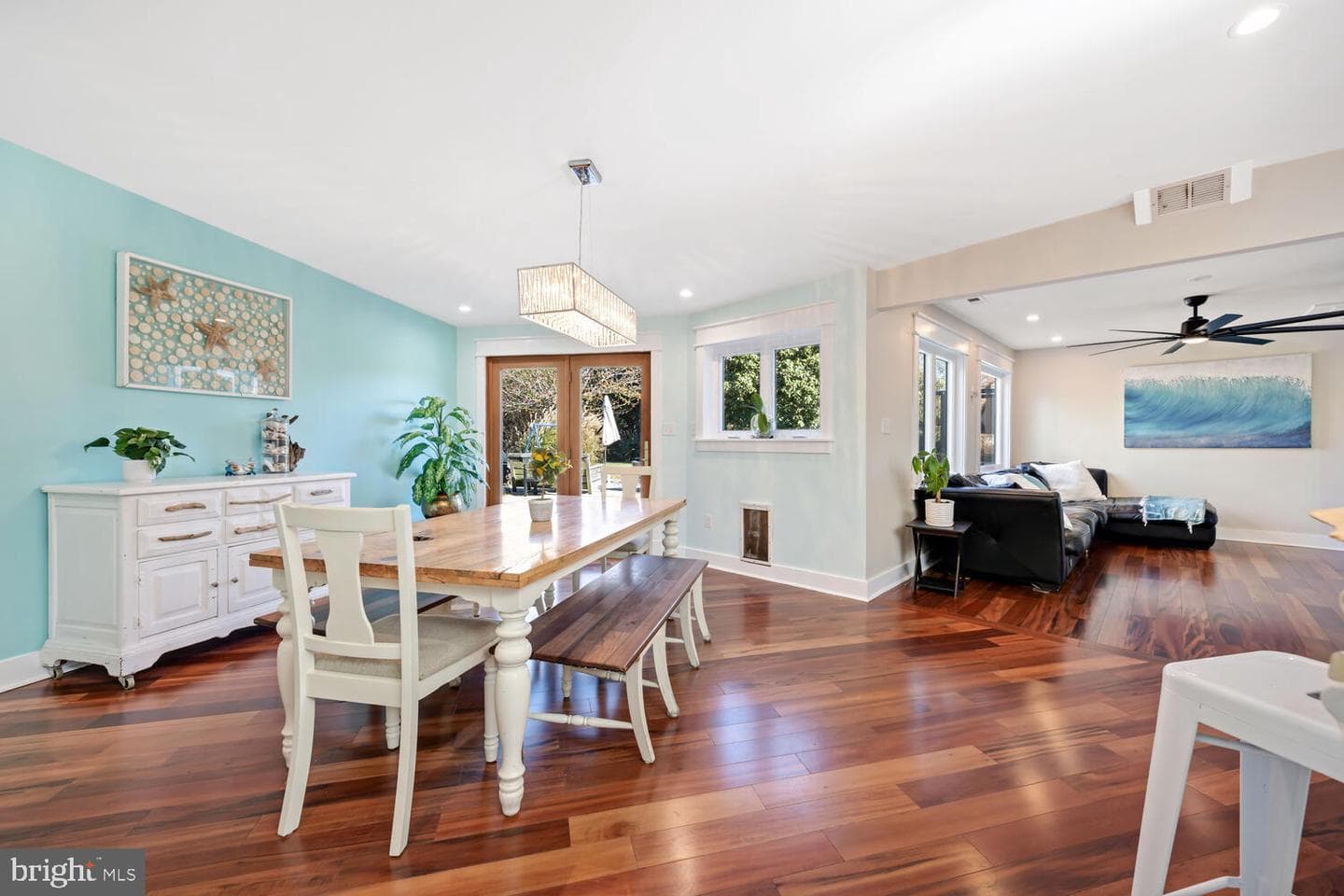 227 Queen Anne Club Drive photo 4