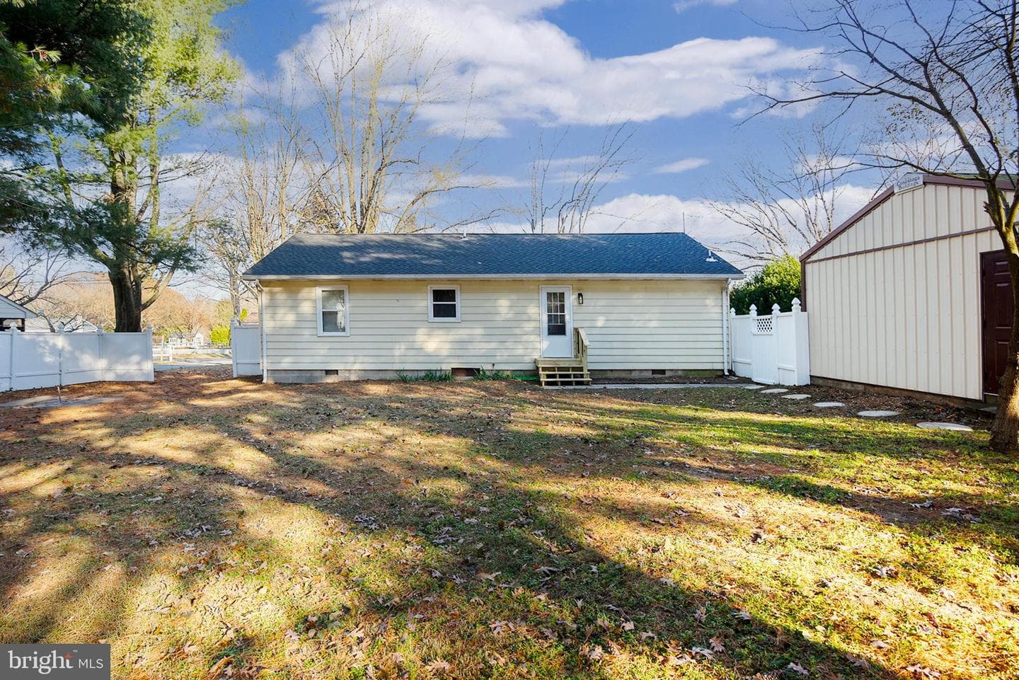 213 Central Drive photo 2