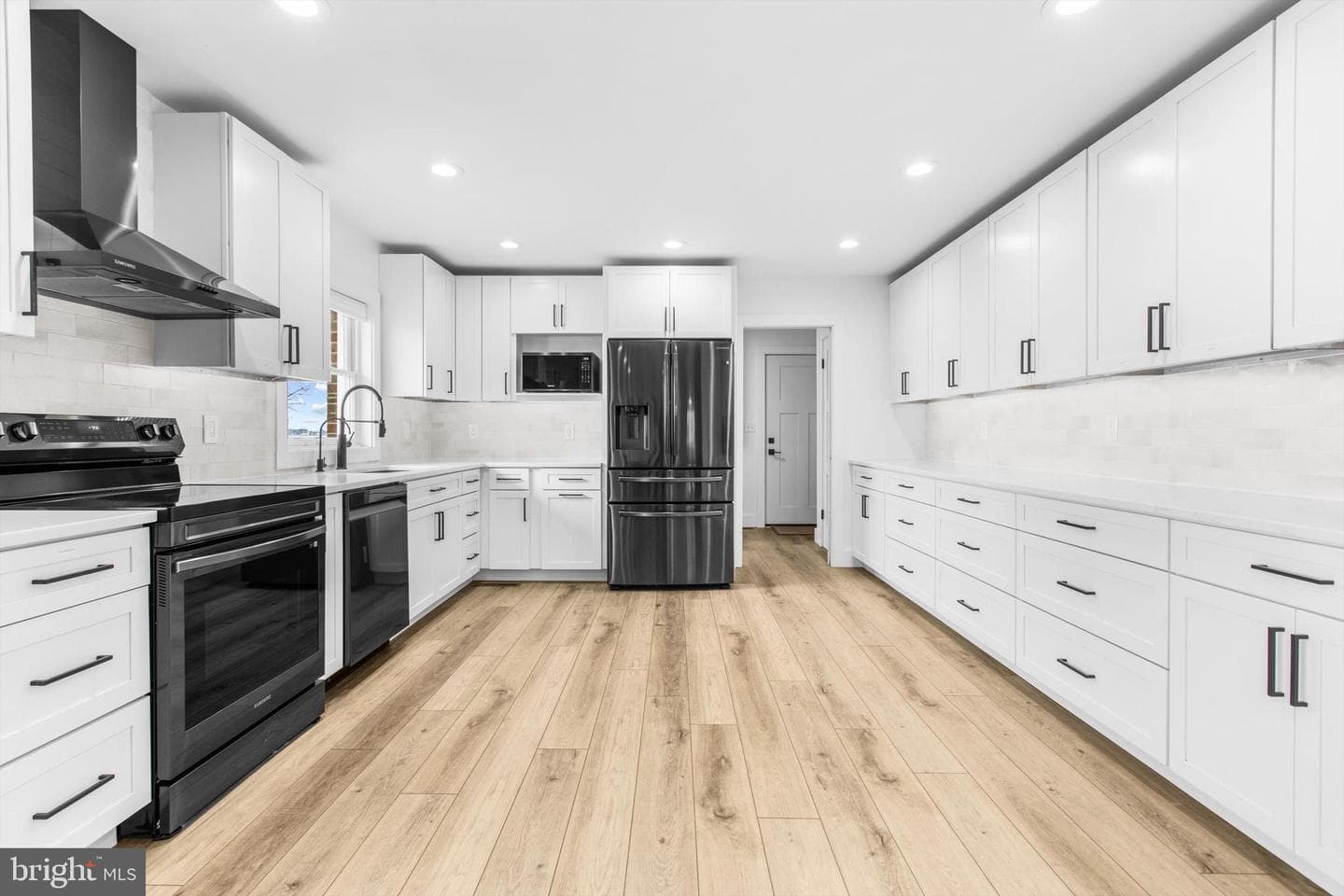 1704 Bayside Drive photo 11