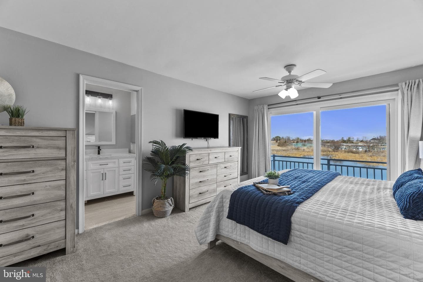 902 Oyster Cove Drive photo 31