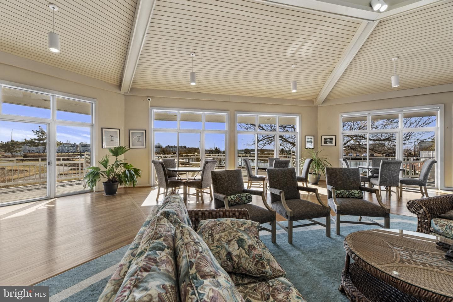 902 Oyster Cove Drive photo 48