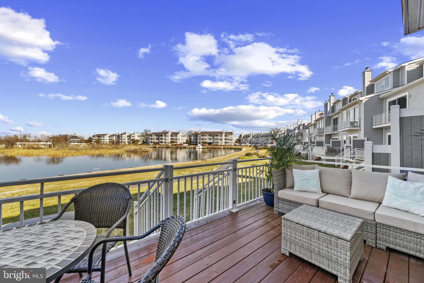 902 Oyster Cove Drive photo 50