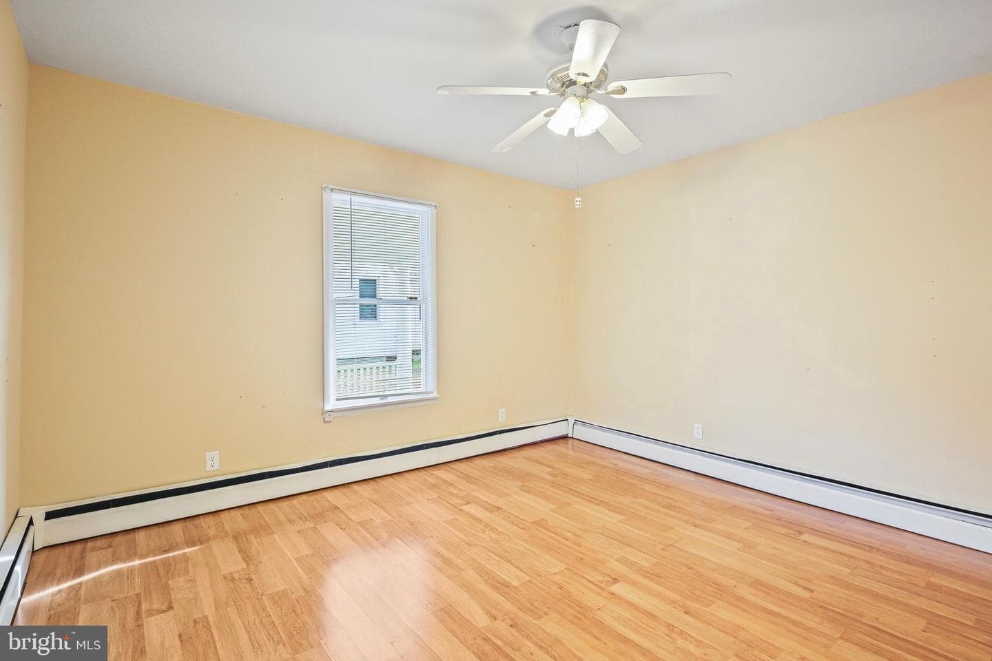 122 E Main Street photo 7