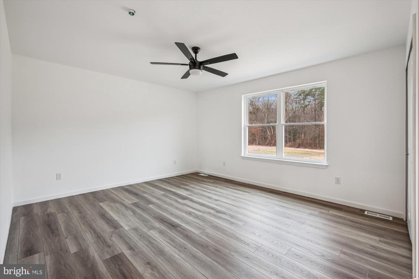 325 Greenspring Road photo 26