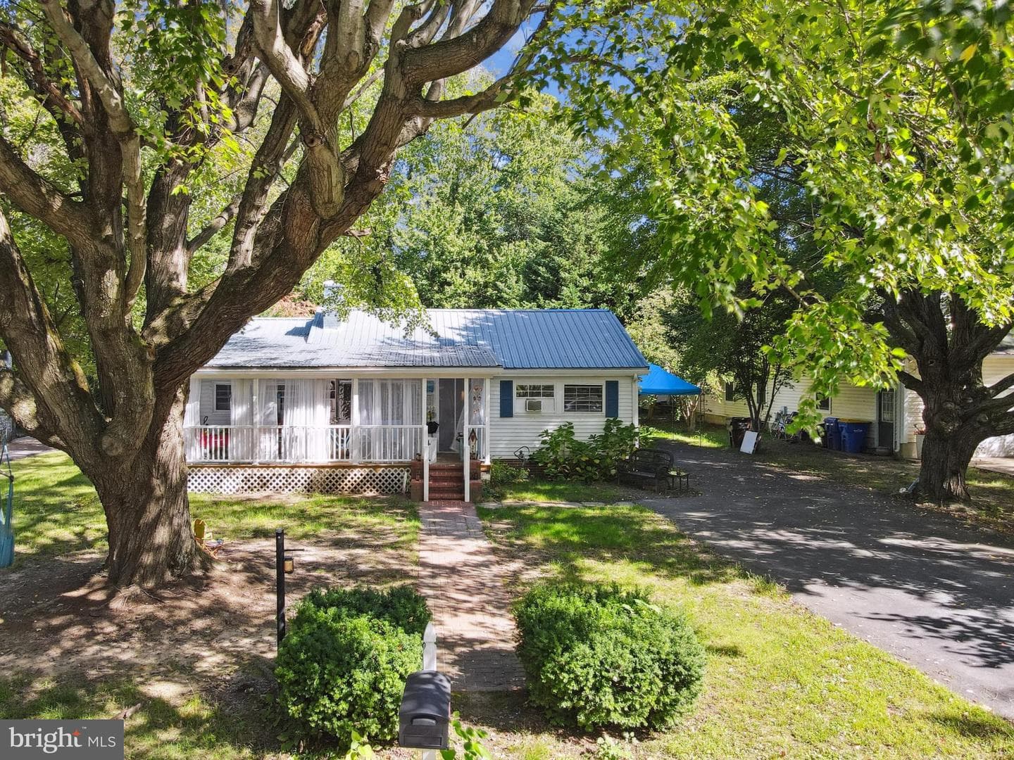 410 Stafford Road photo 44