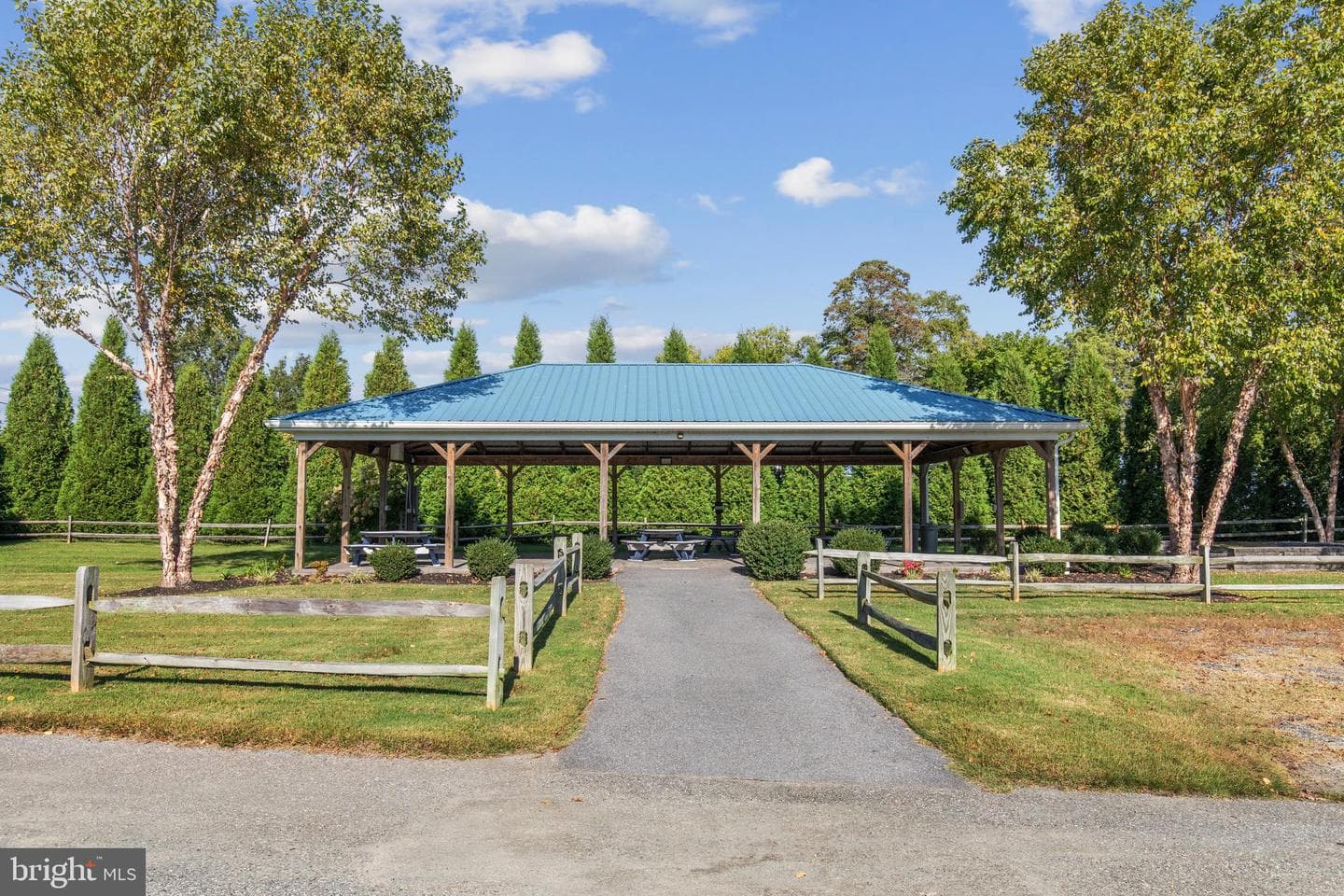 410 Stafford Road photo 53