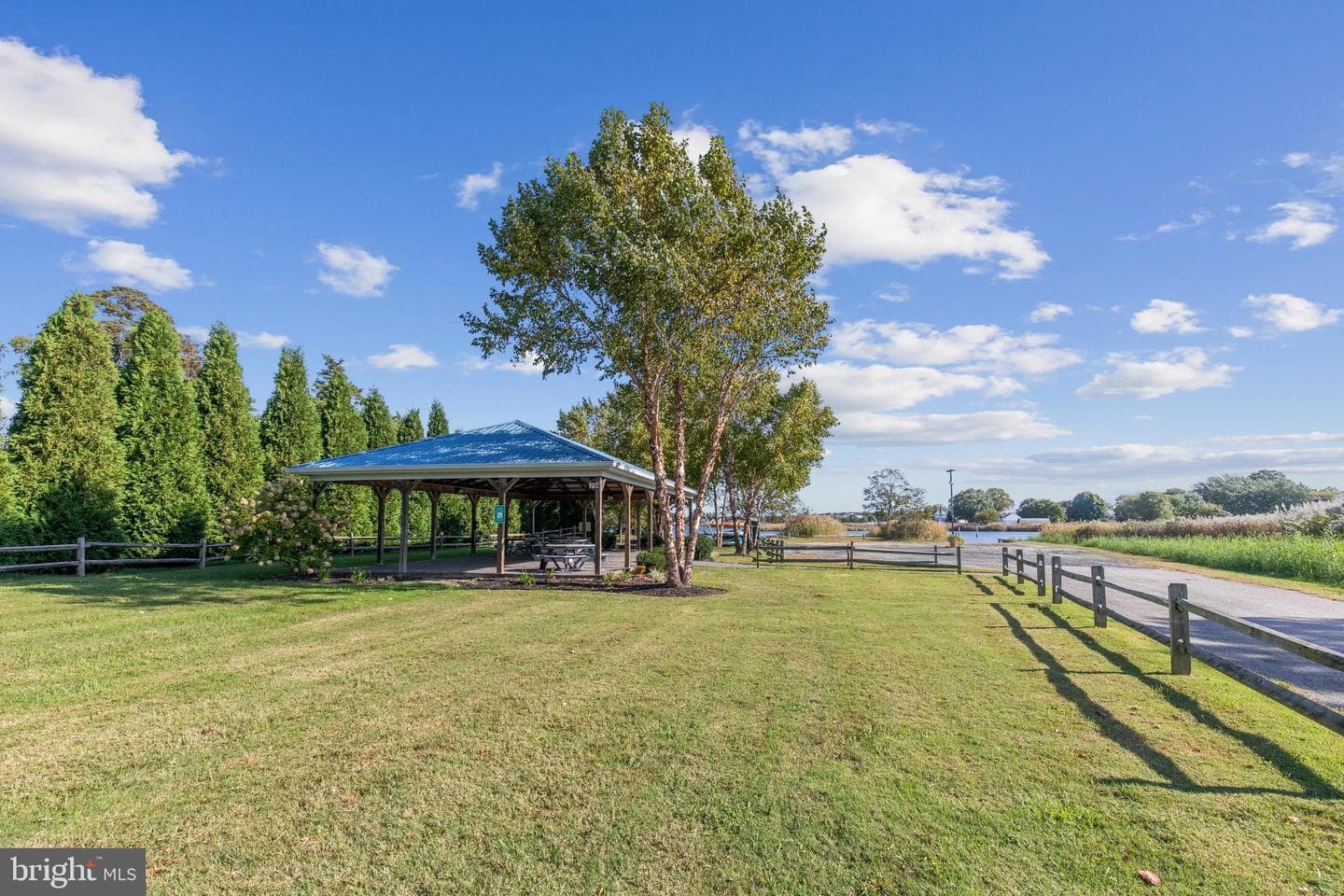 410 Stafford Road photo 54