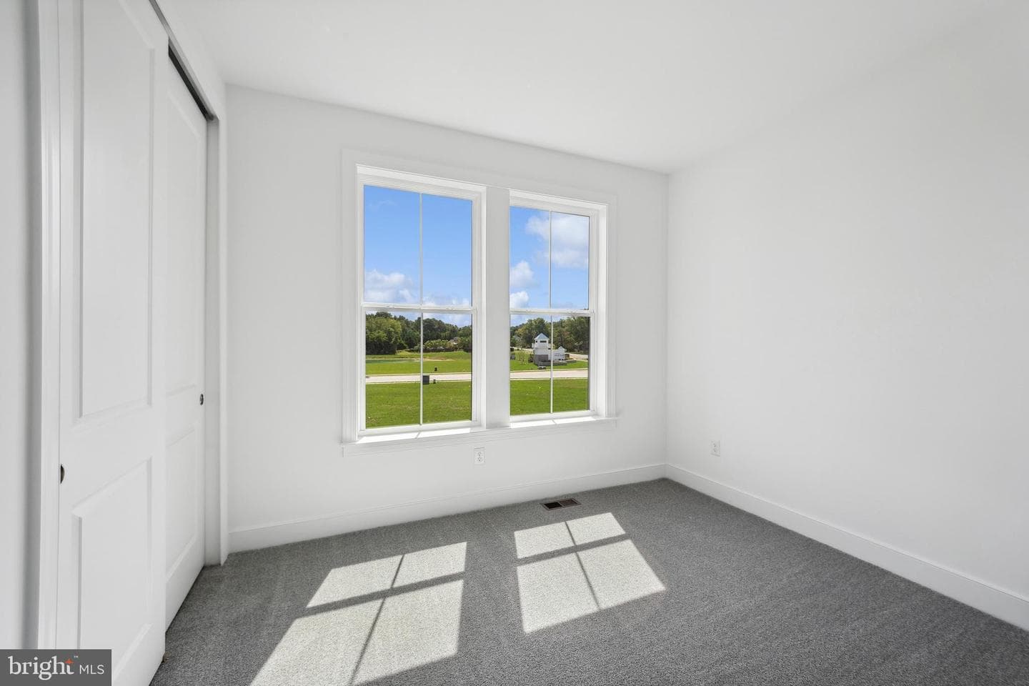 311 Kingfisher Lane photo 10