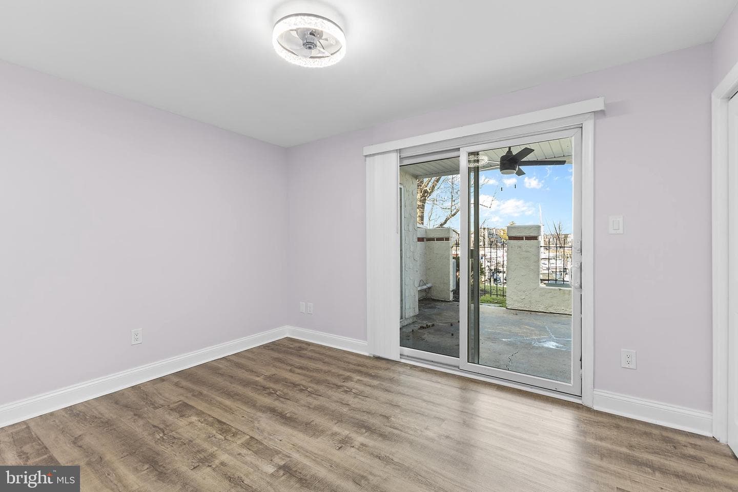 6 Queen Victoria Way photo 17