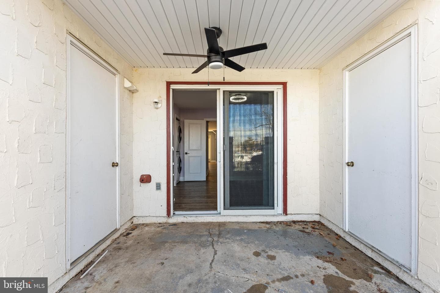 6 Queen Victoria Way photo 25