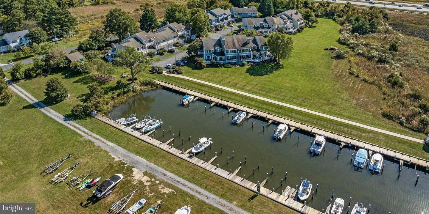 111 Bay View photo 62