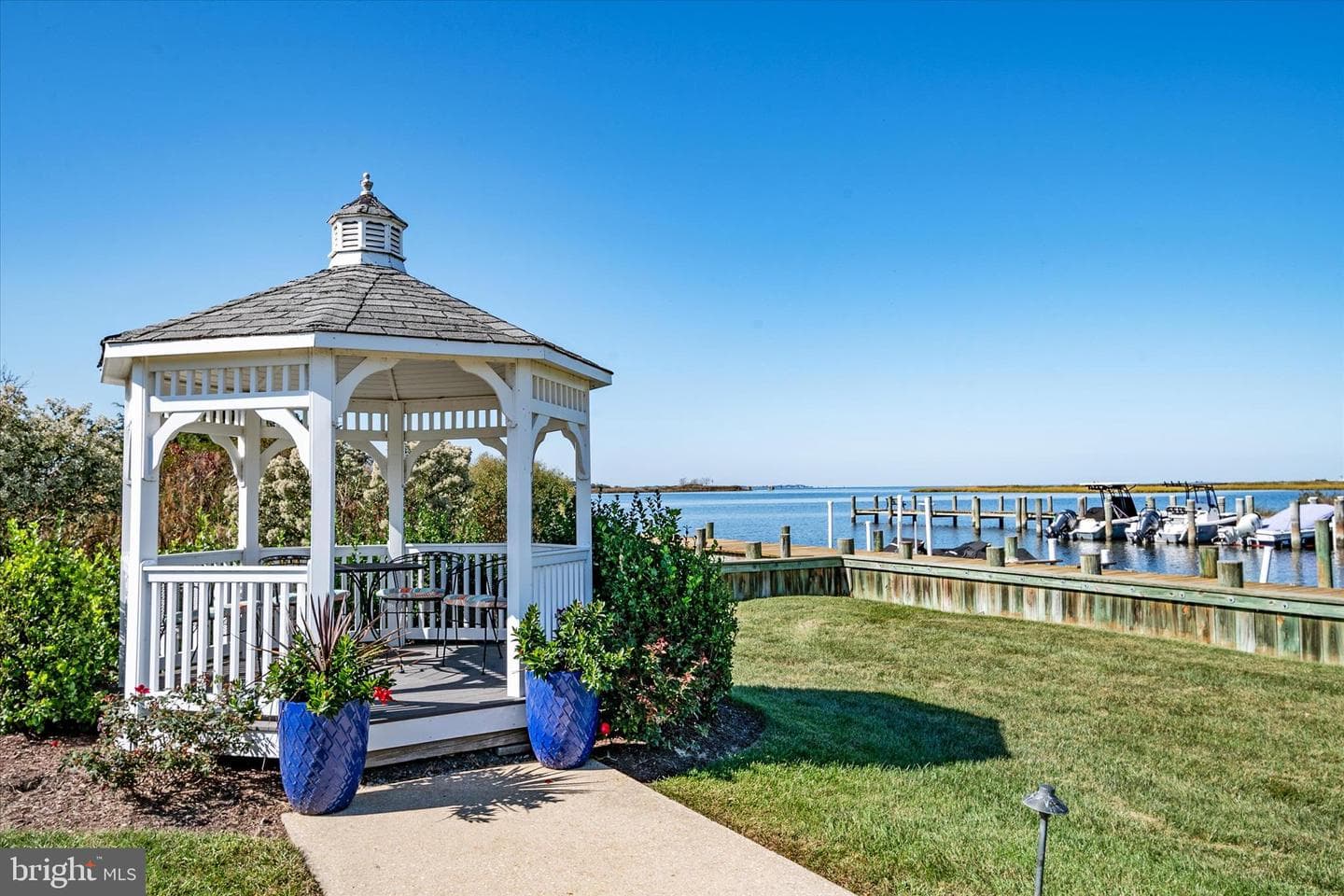 111 Bay View photo 69