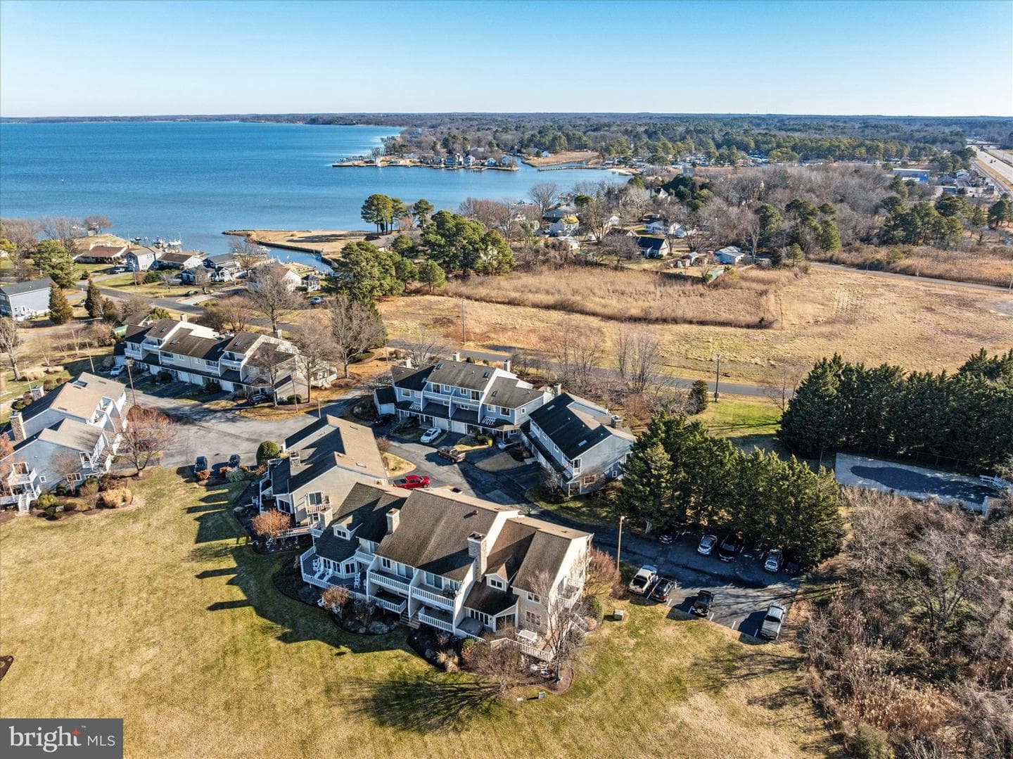 111 Bay View photo 8