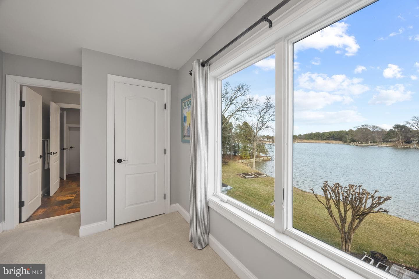 137 Tanners Point Drive photo 42