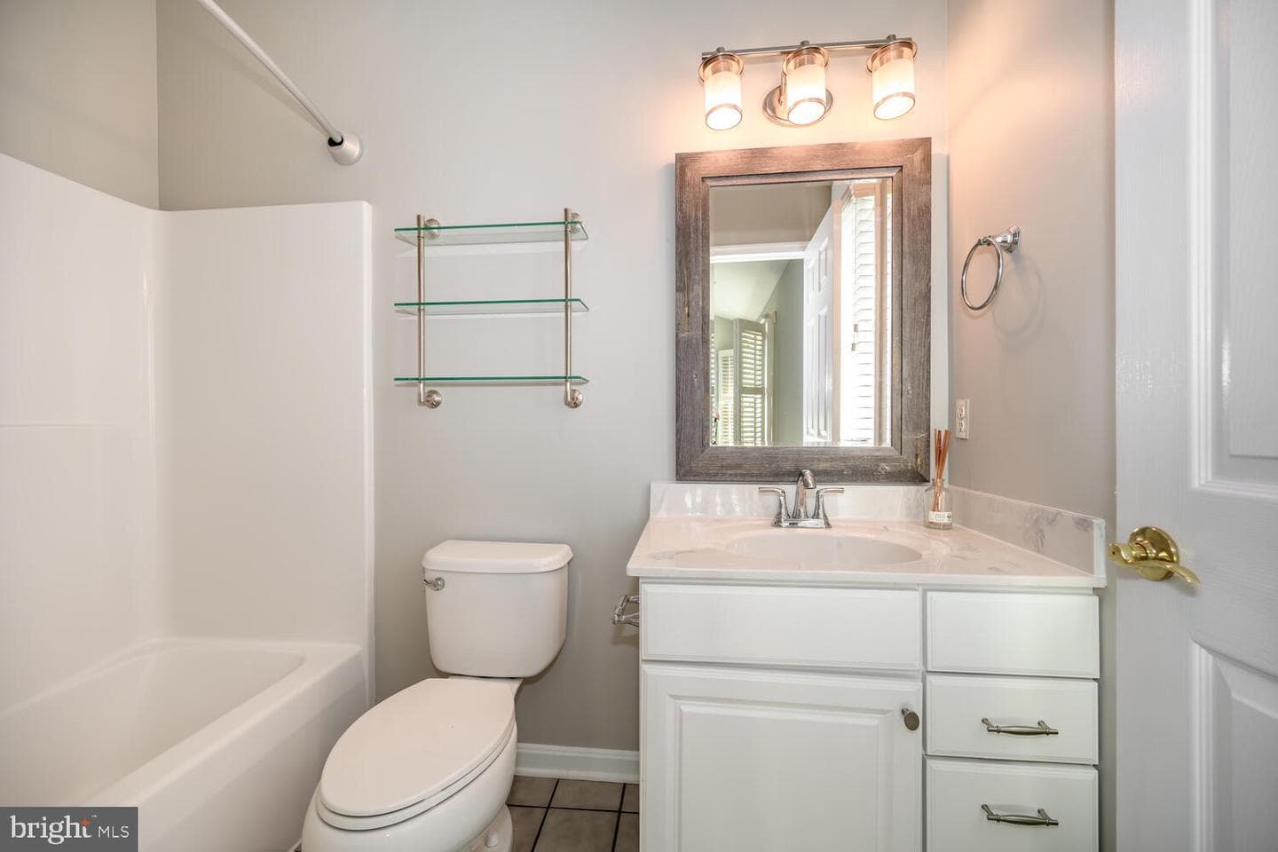 402 Blenny Lane photo 22