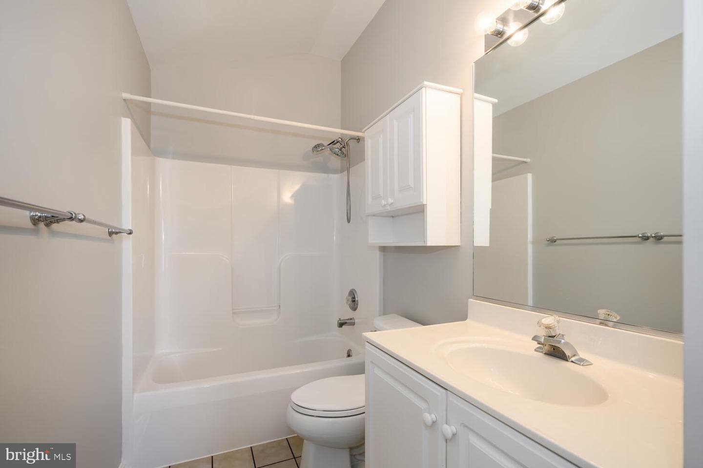 402 Blenny Lane photo 23