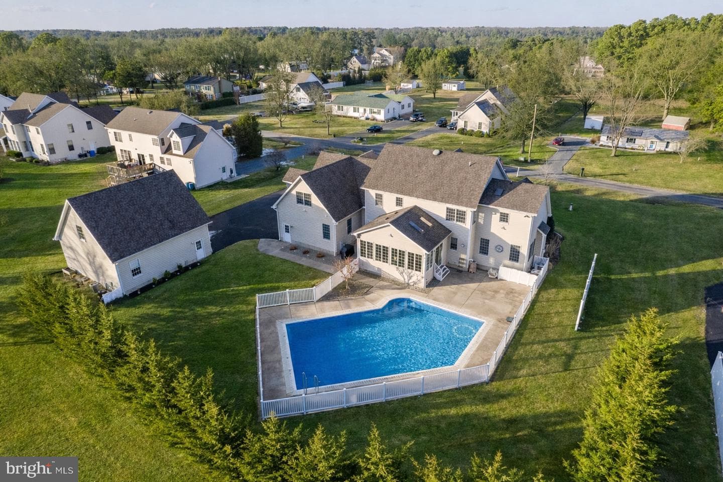 115 Cedar Road photo 59