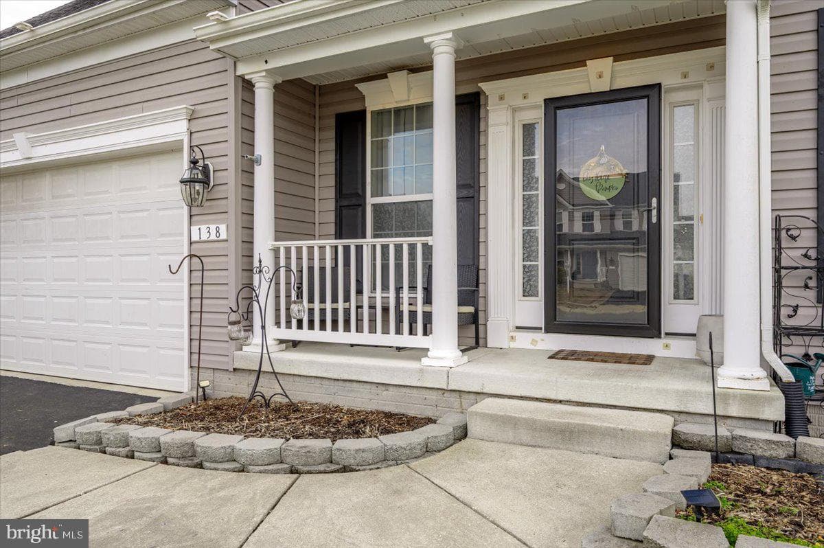 138 Cool Meadow Drive photo 4