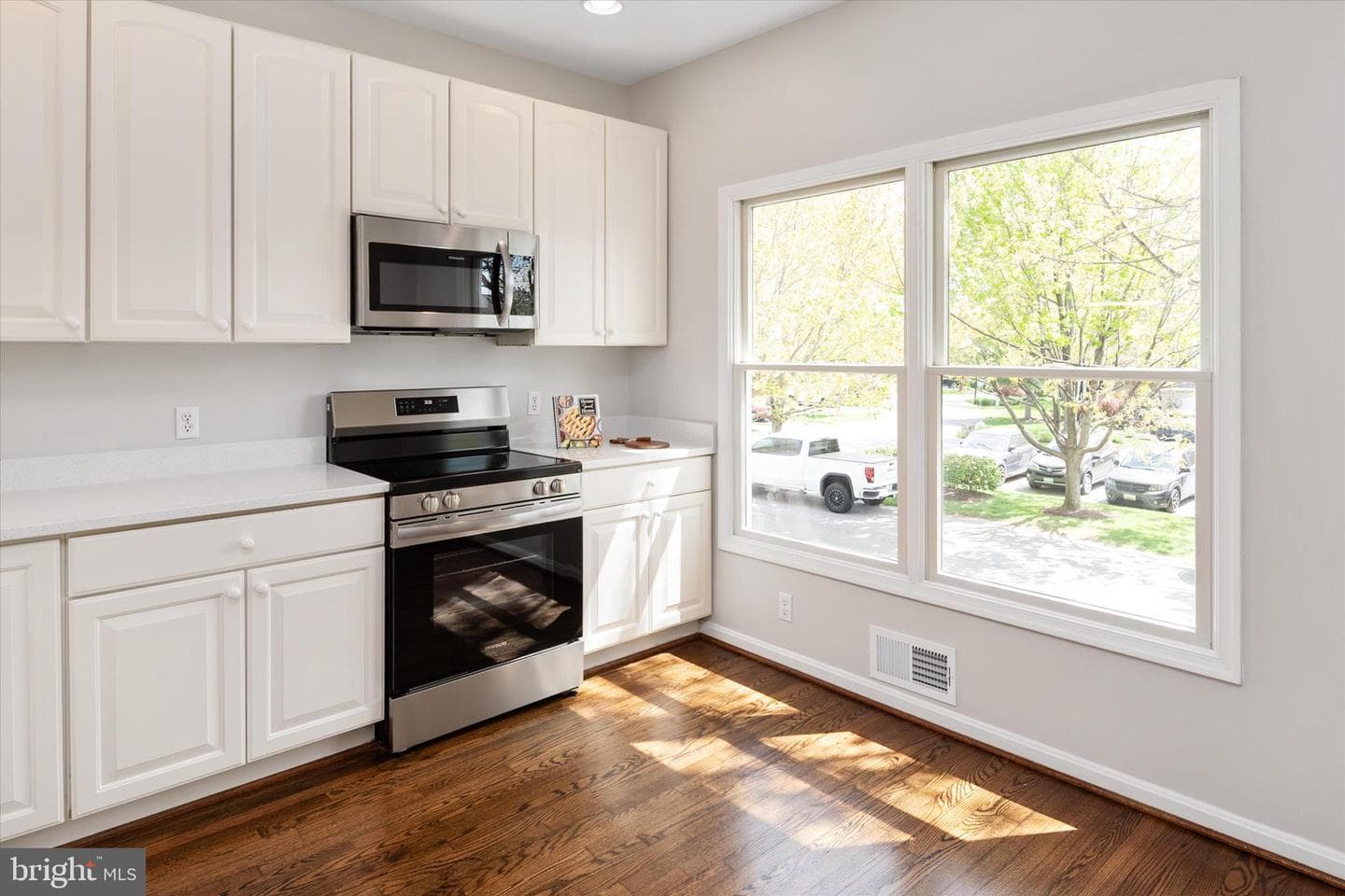 208 Blenny Lane photo 18