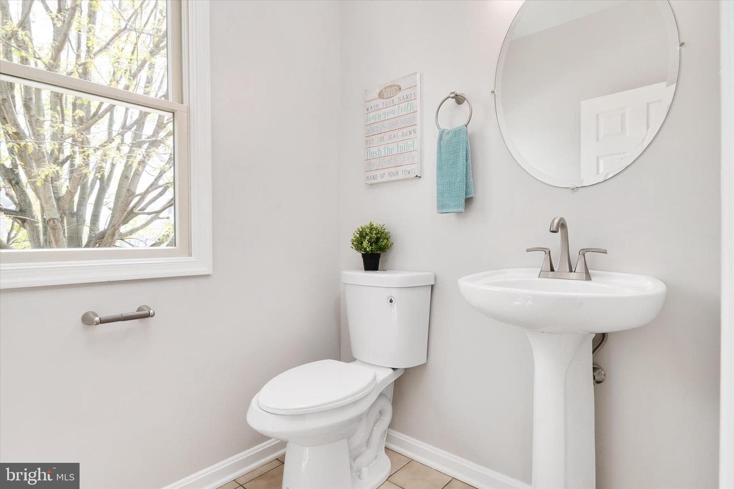 208 Blenny Lane photo 21
