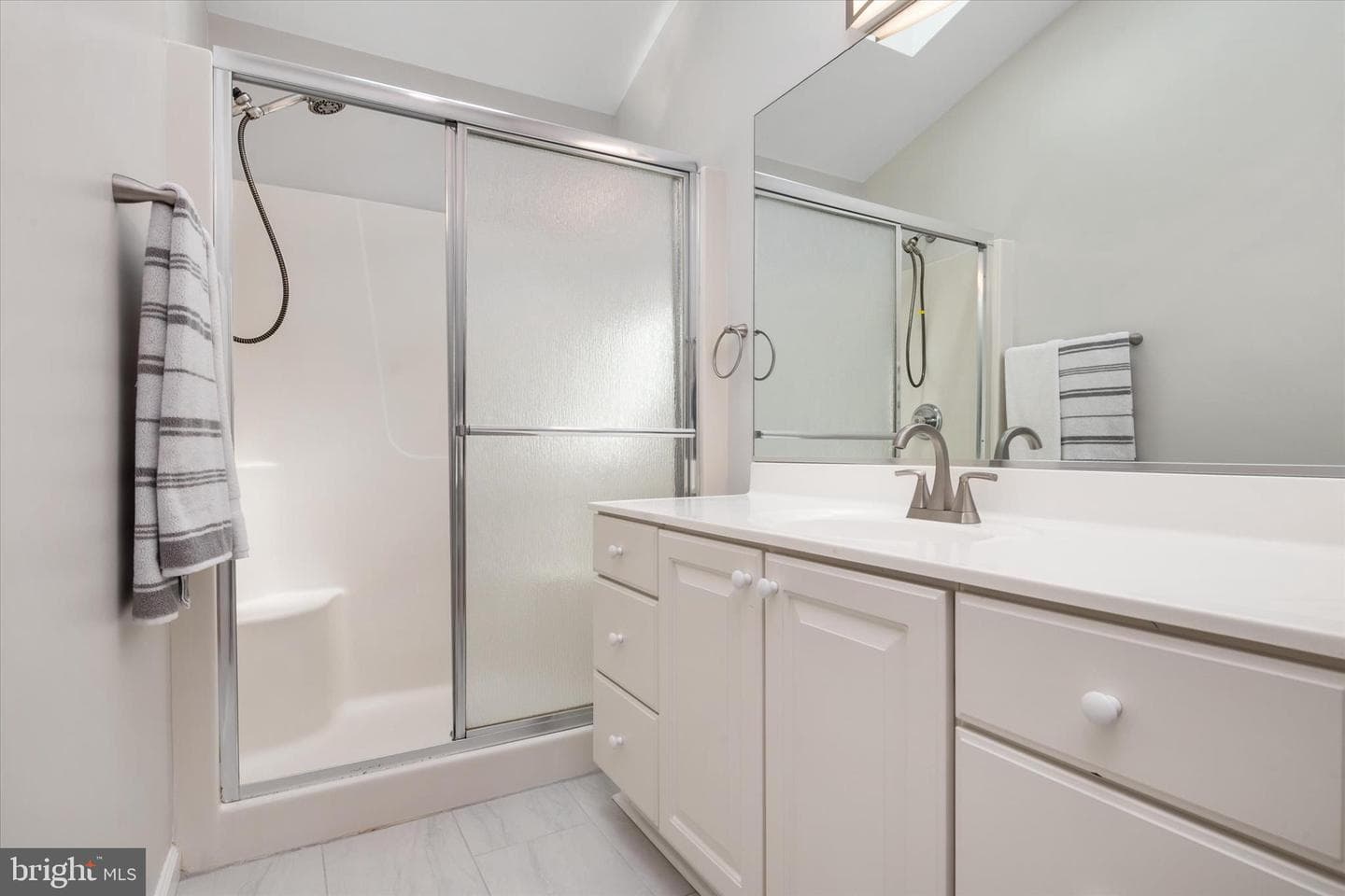 208 Blenny Lane photo 23