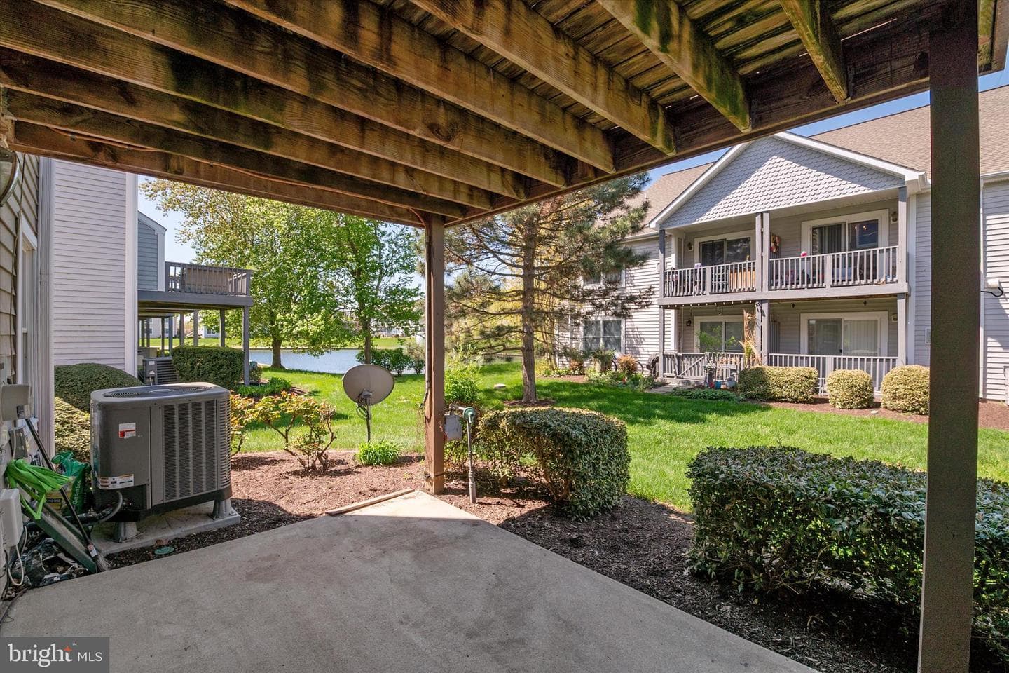 208 Blenny Lane photo 8