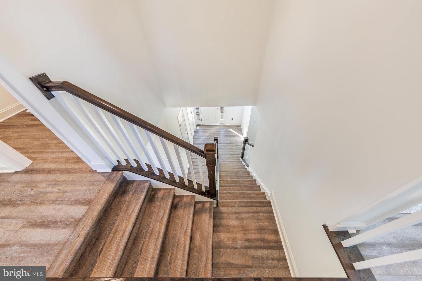 303 Queen Anne Club Drive photo 31
