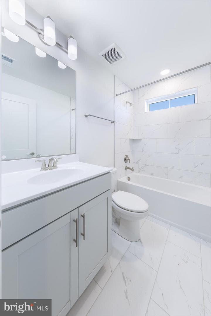 303 Queen Anne Club Drive photo 47