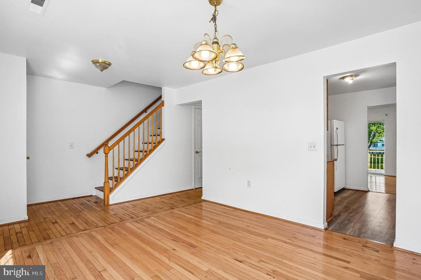 1025 Dundee Ct photo 7