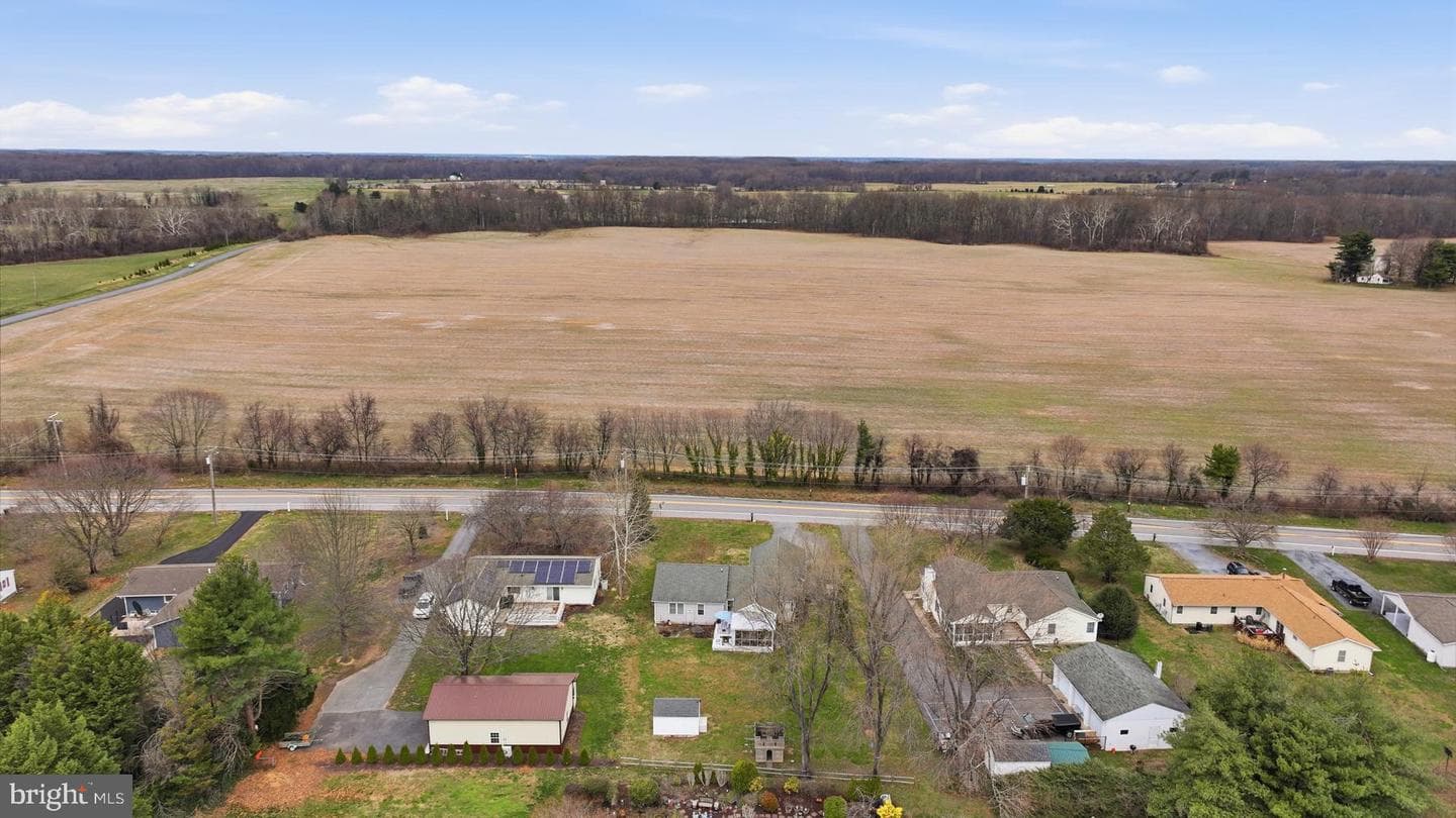 2920 4h Park Road photo 3