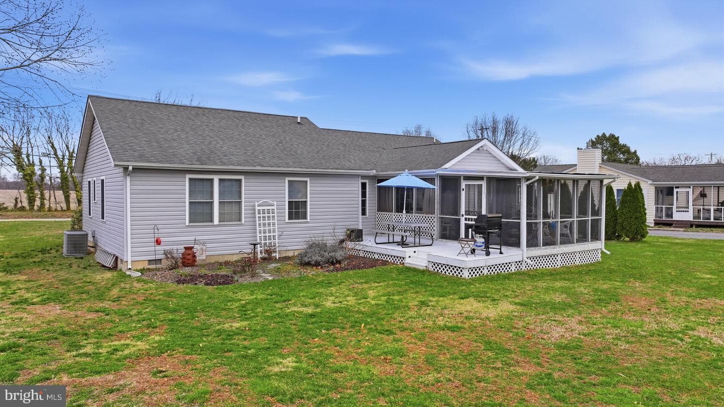 2920 4h Park Road photo 35