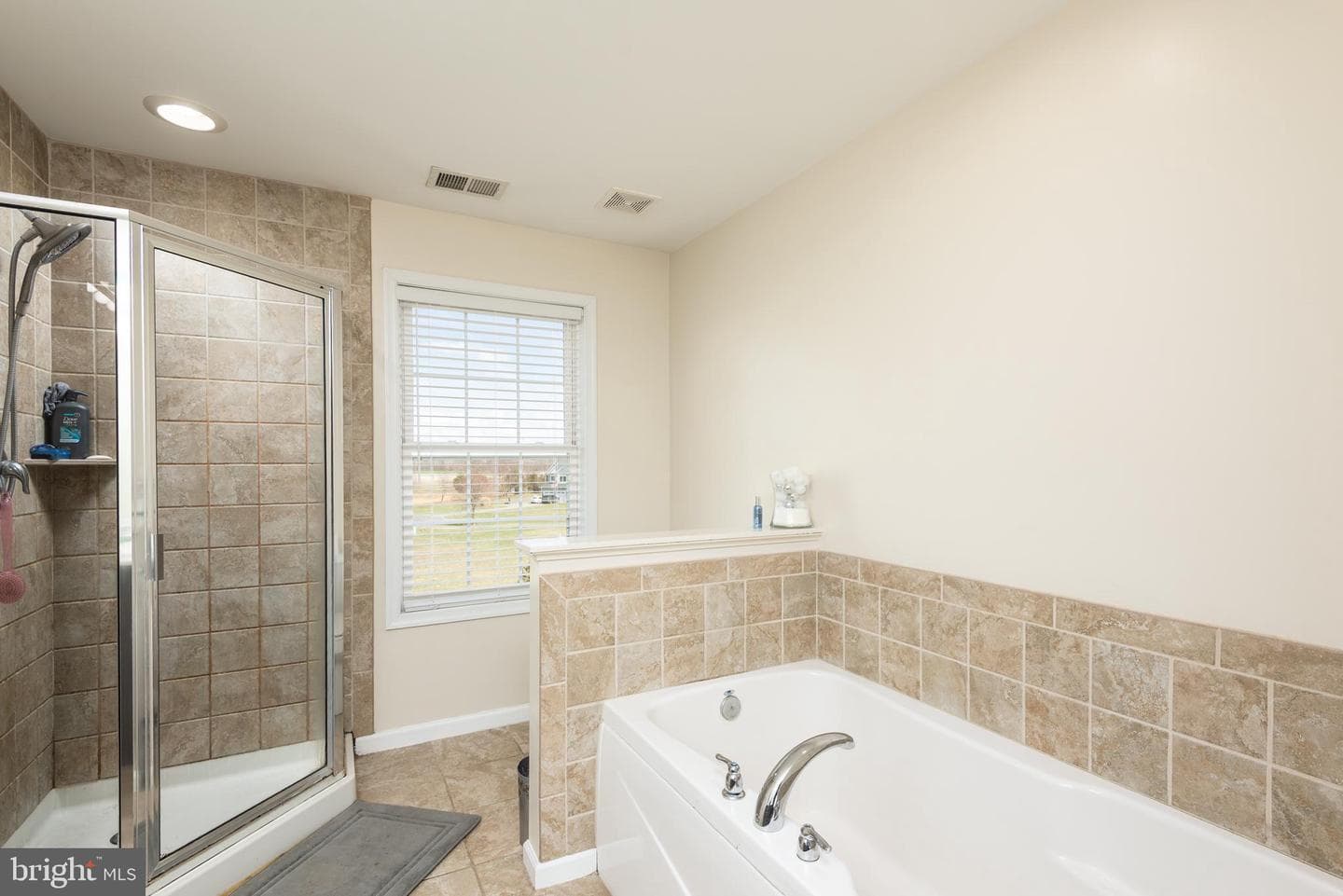 124 Piper Court photo 35
