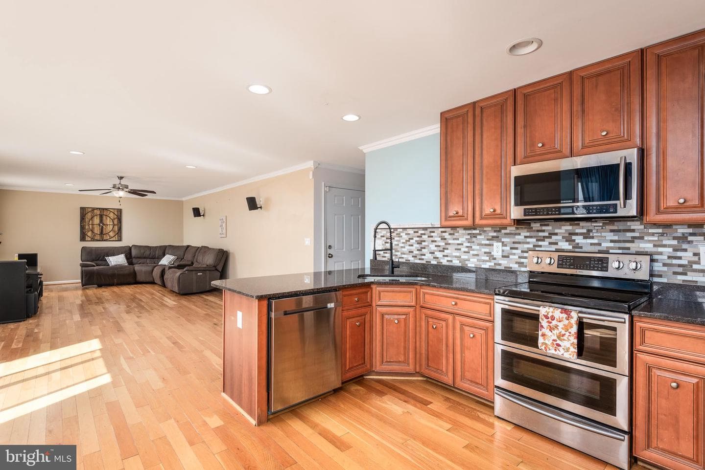 124 Piper Court photo 41