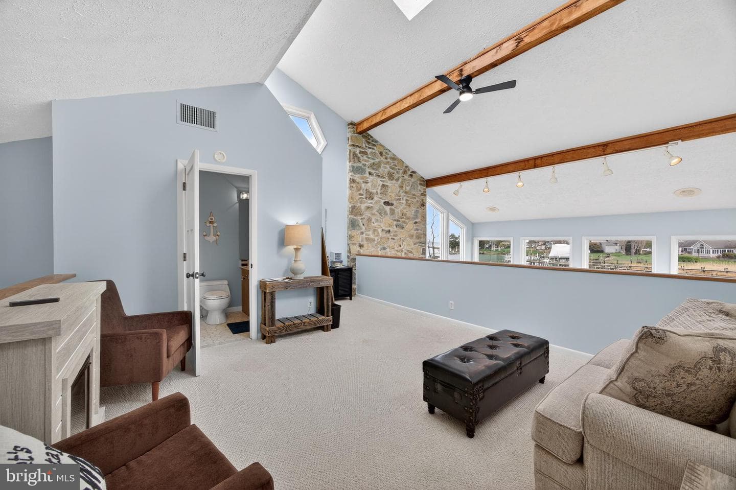106 N Creek Court photo 39