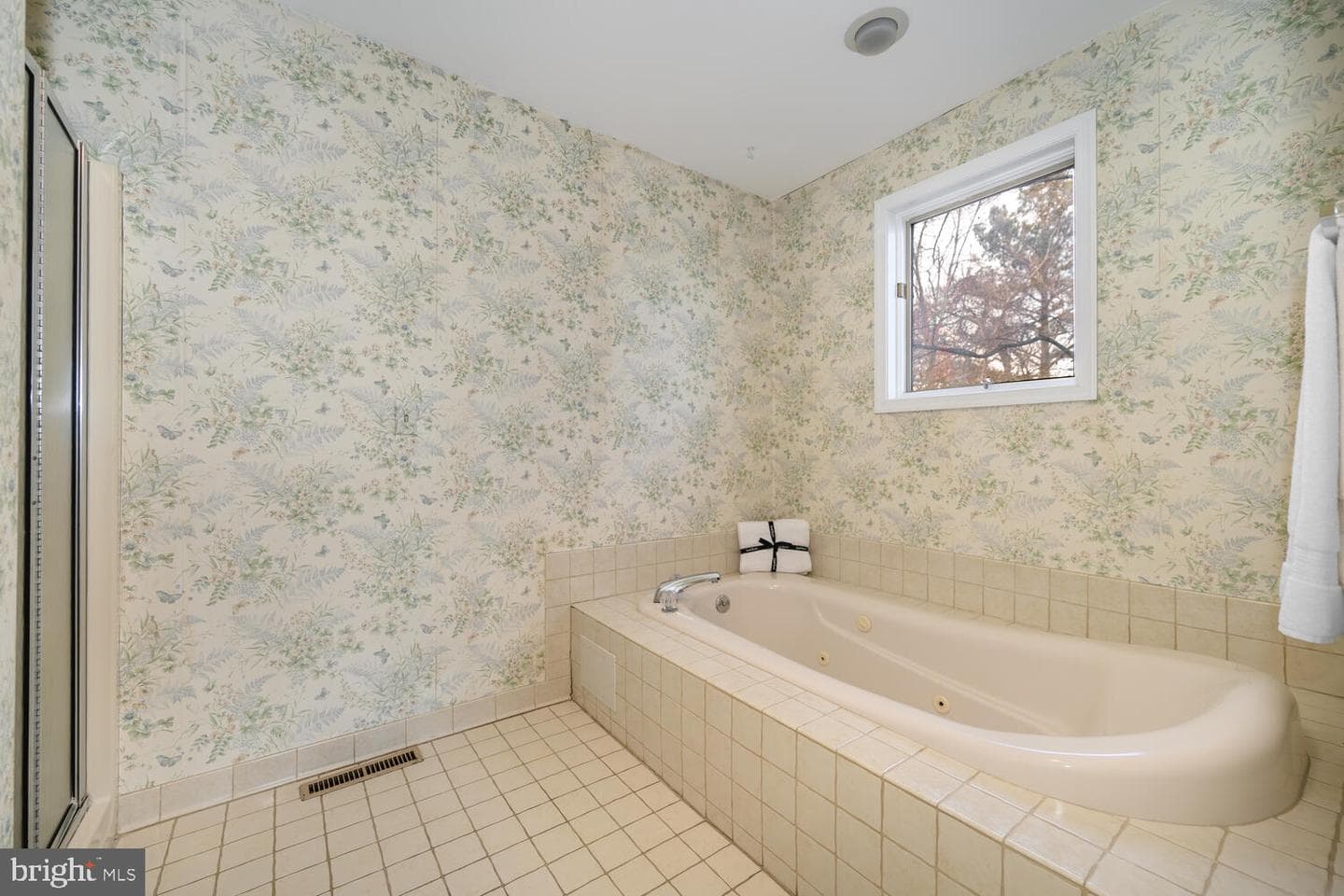 222 Piney Point Landing photo 32