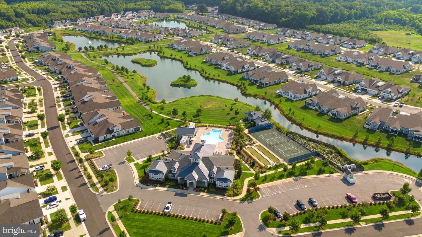 440 Moorings Circle photo 34
