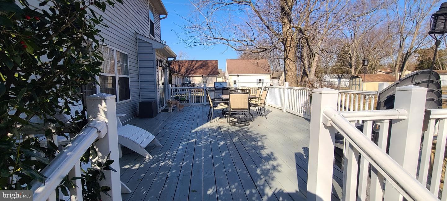 808 Cloverfields Drive photo 14