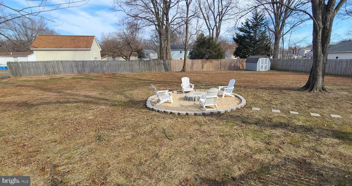 808 Cloverfields Drive photo 15