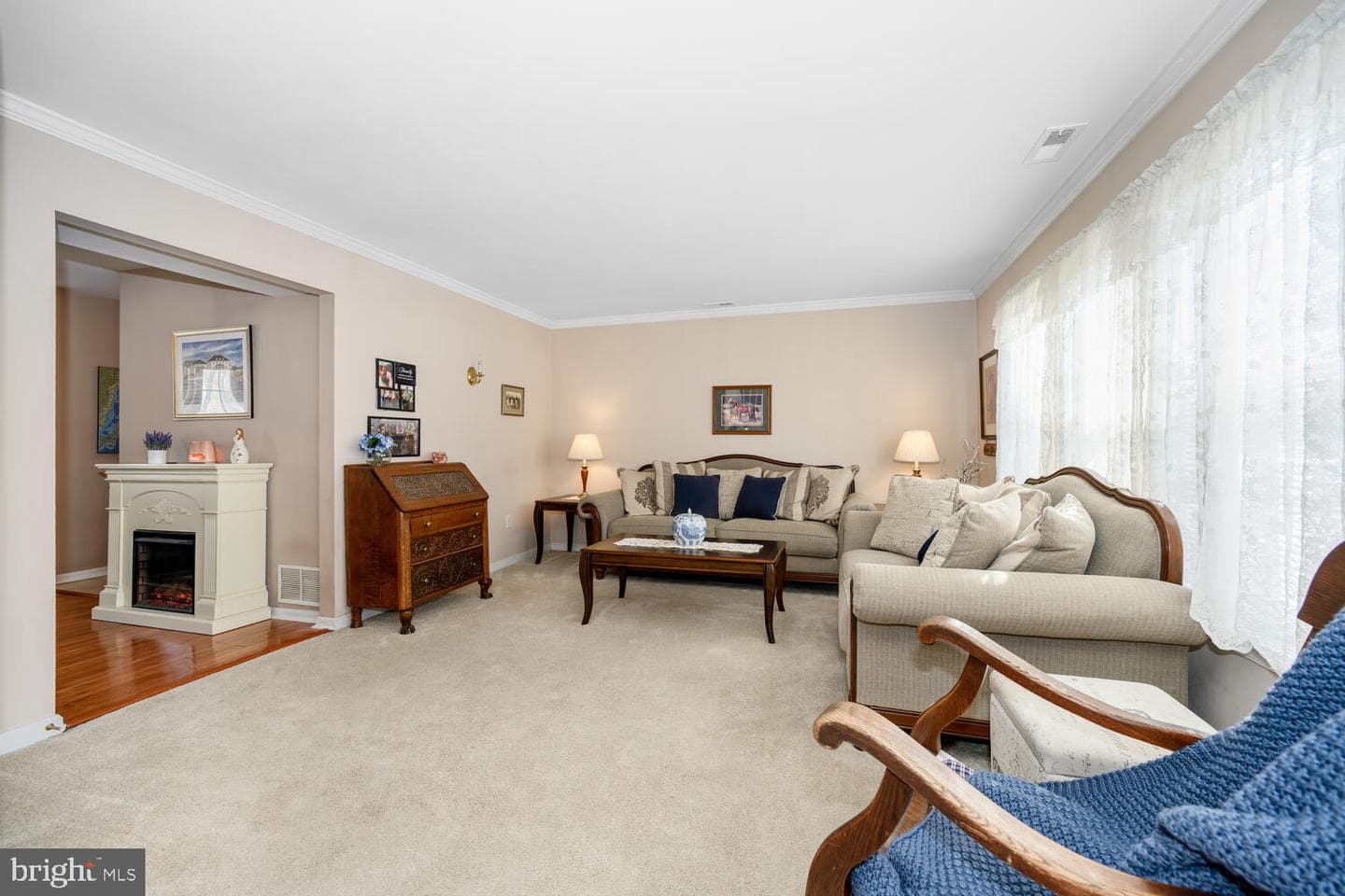808 Cloverfields Drive photo 8