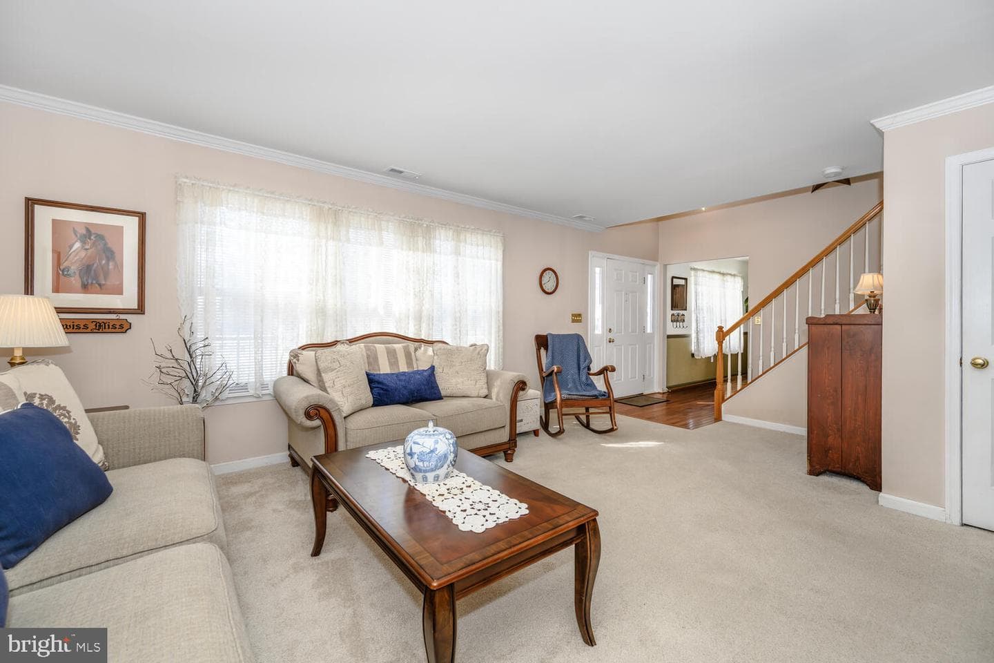 808 Cloverfields Drive photo 9