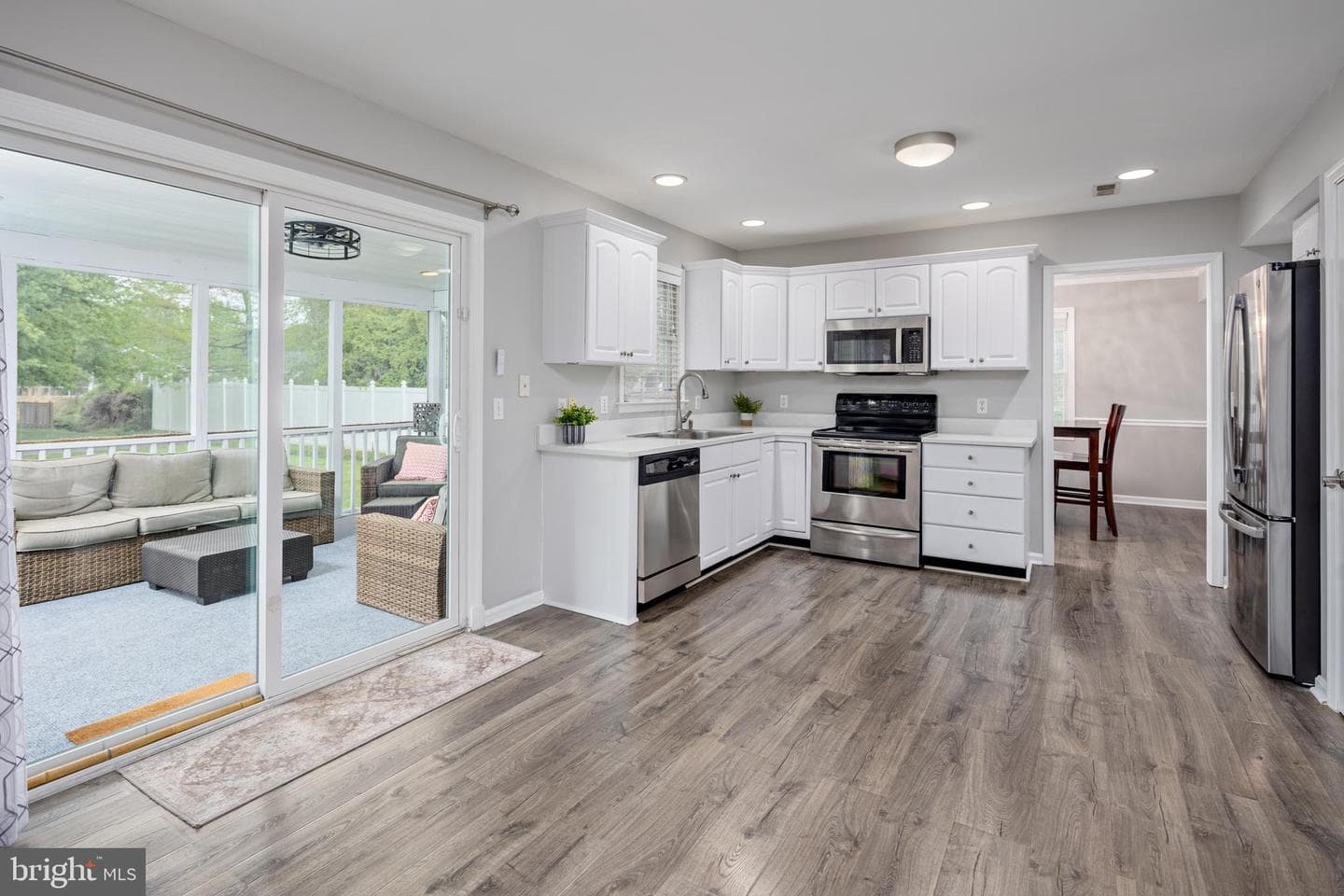 421 Victoria Way photo 10