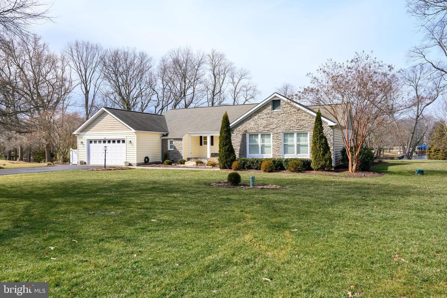 108 Holly Court photo 1