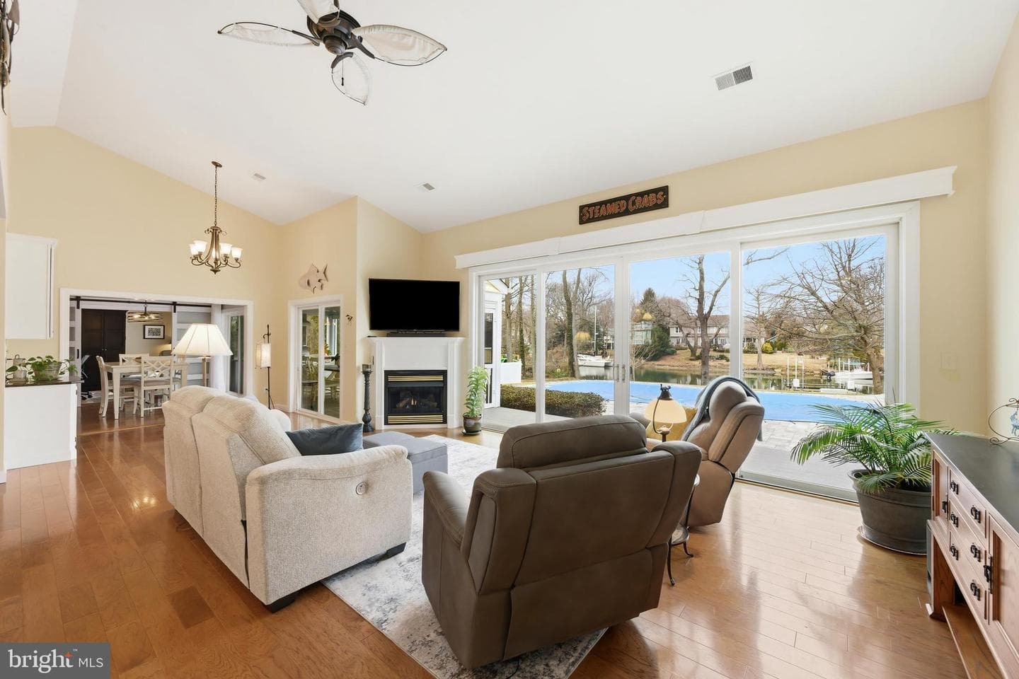 108 Holly Court photo 15