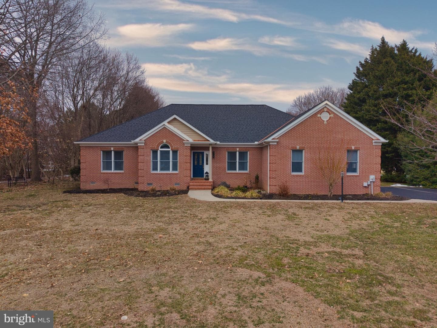 19 Prospect Bay Drive W photo 2