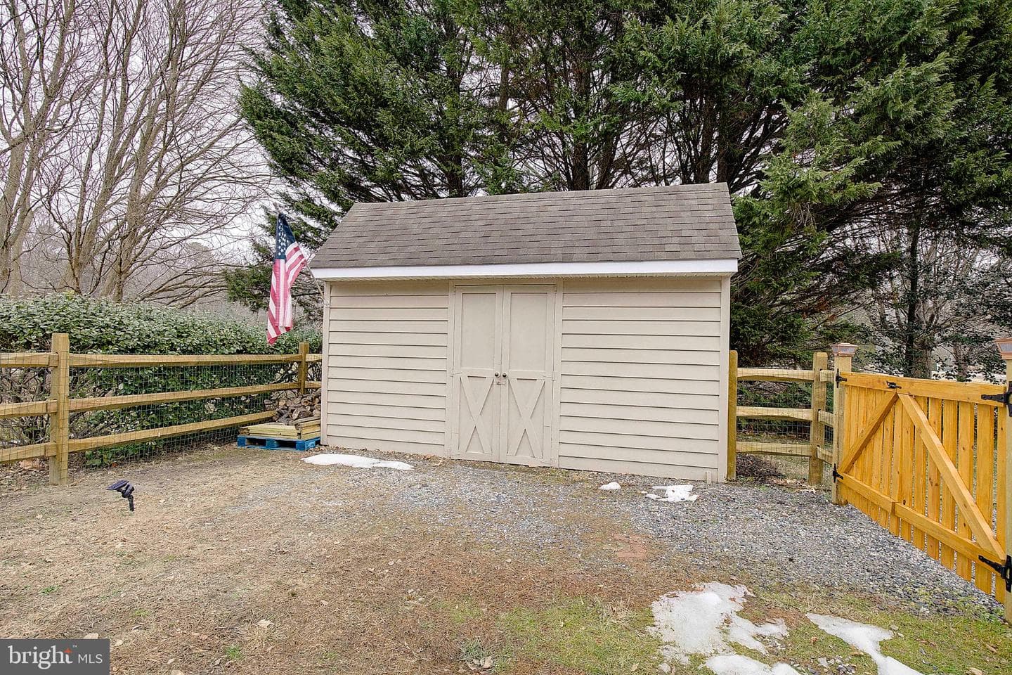 19 Prospect Bay Drive W photo 66