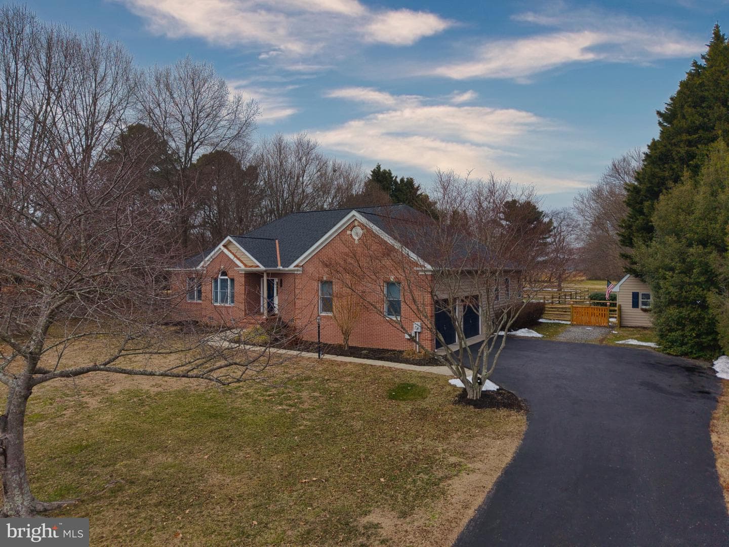 19 Prospect Bay Drive W photo 9