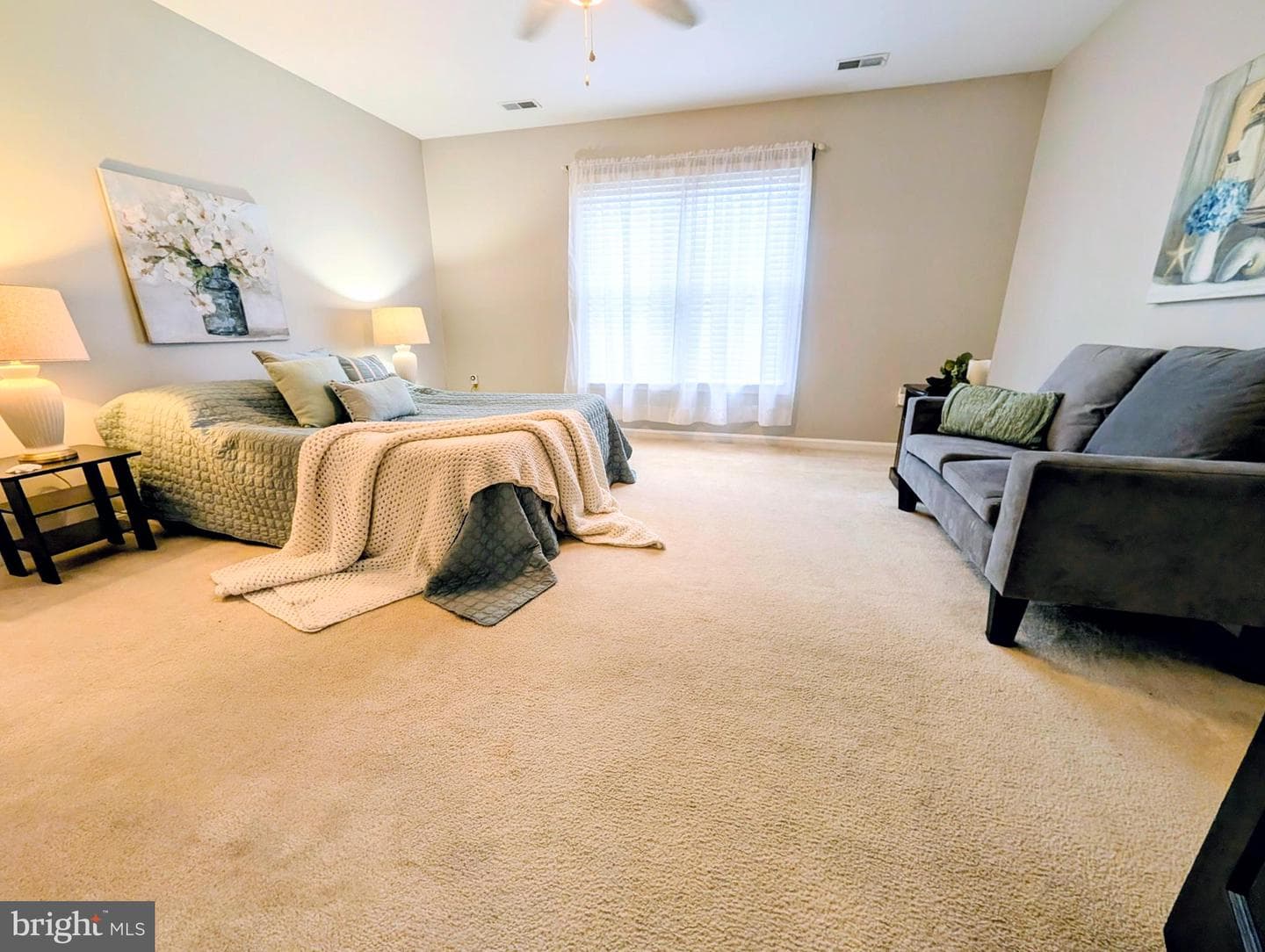 704 Cloverfields Drive photo 11